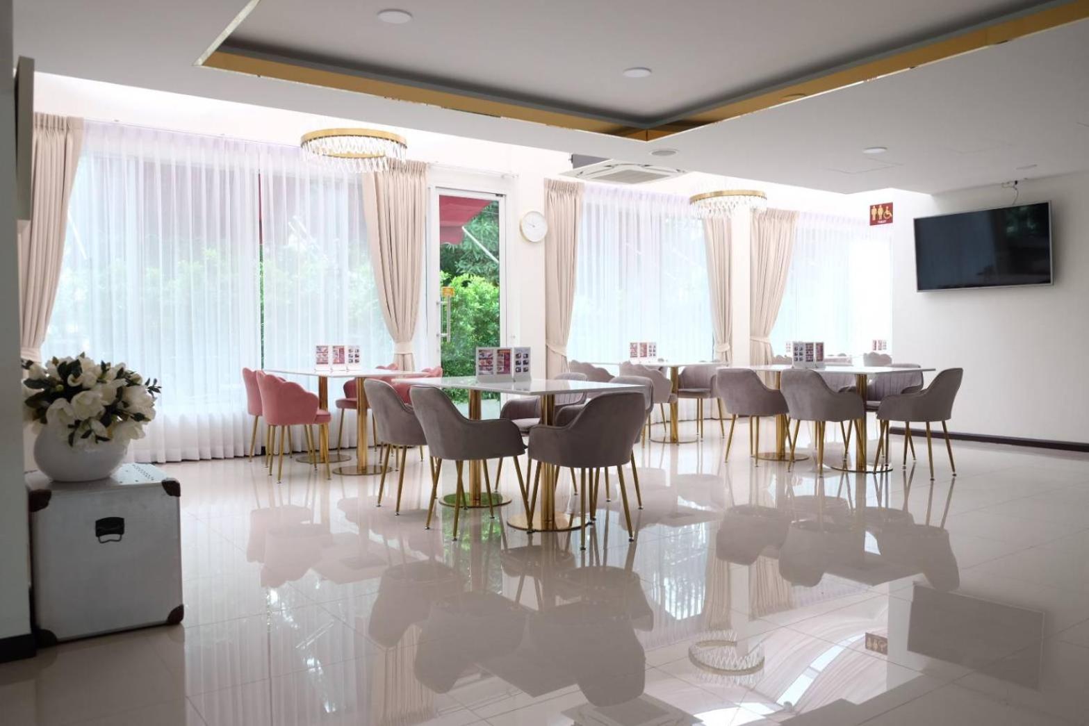 Christella Hotel Laemchabang Si Racha Zewnętrze zdjęcie